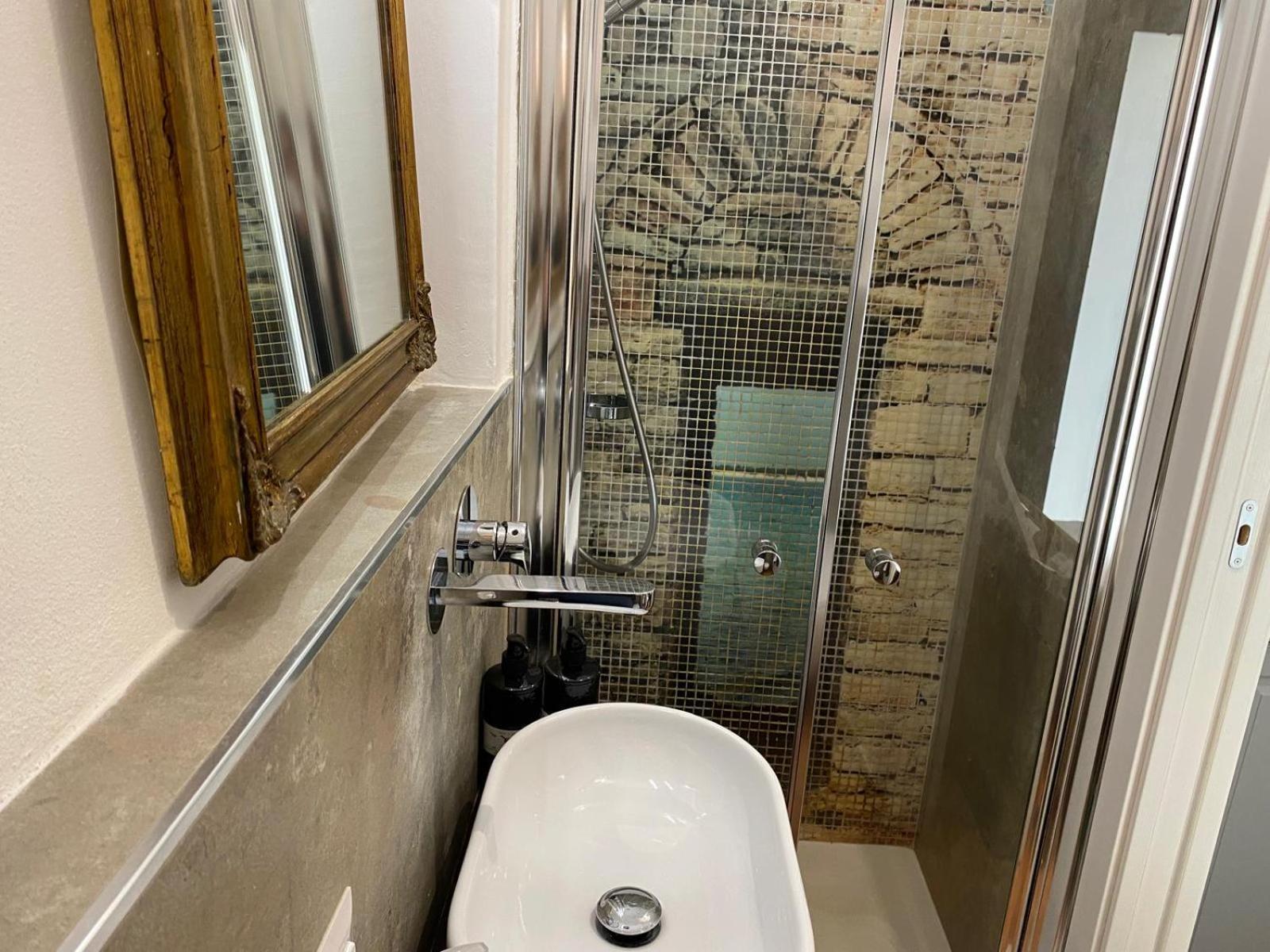 La Follia Dell'Architetto Villa Bari Buitenkant foto
