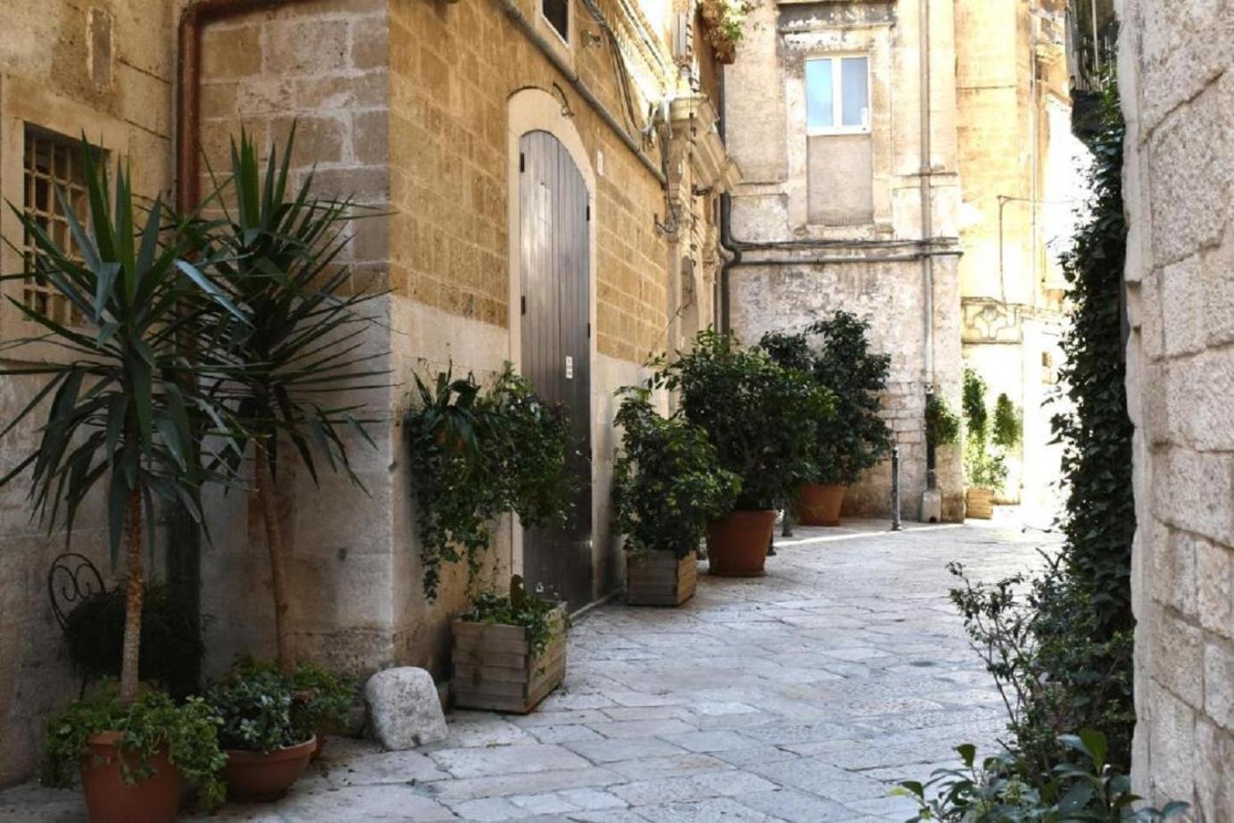La Follia Dell'Architetto Villa Bari Buitenkant foto