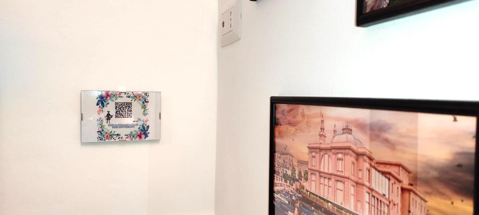 La Follia Dell'Architetto Villa Bari Buitenkant foto